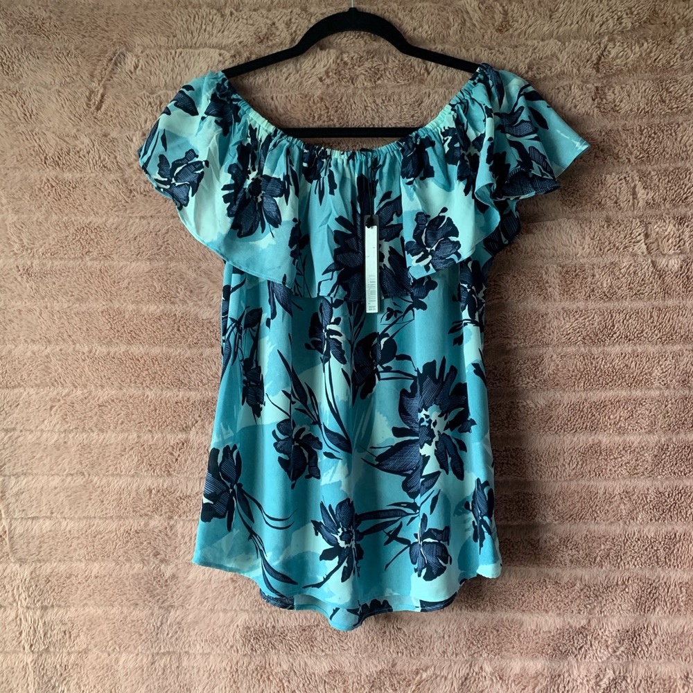 HARVE BENARD Floral Off Shoulder Blouse NWT Size M
